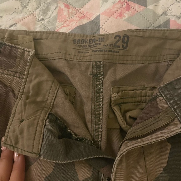 Camo old navy army cargo shorts men’s size 29 - Picture 3 of 3